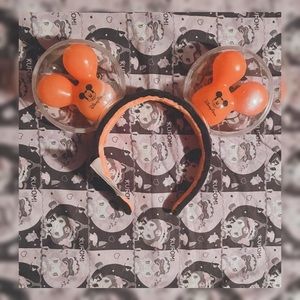 Disney Ears Mickey Mouse Halloween Balloon Light-Up Ear Headband For Adults